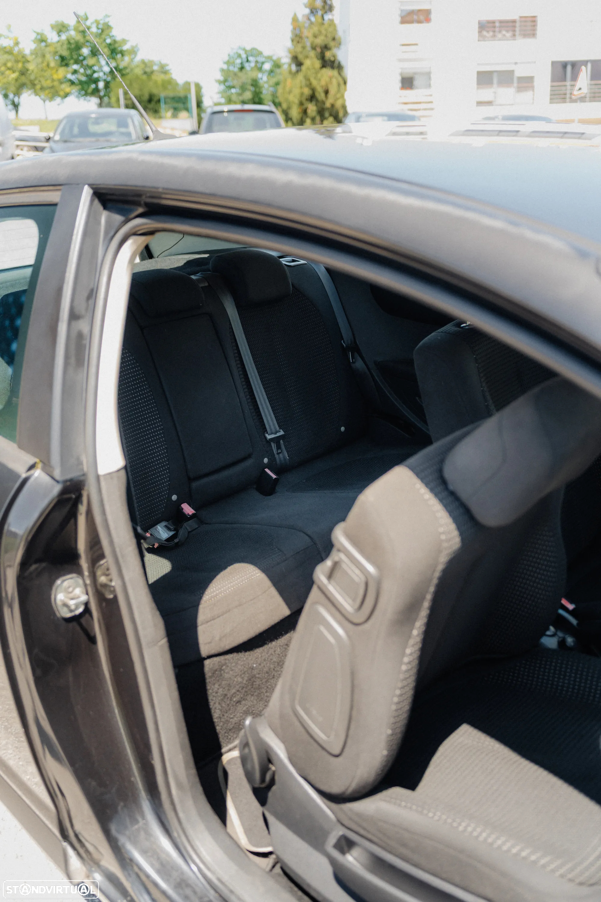Citroën C4 Coupé 1.6 HDi 110 VTR - 15