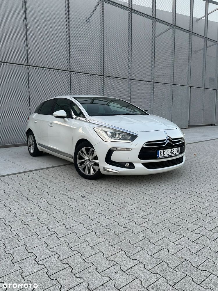 Citroën DS5 THP 155 SoChic - 1