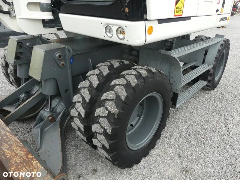 Liebherr A910 Compact / sprowadzona / ładny stan / - 28