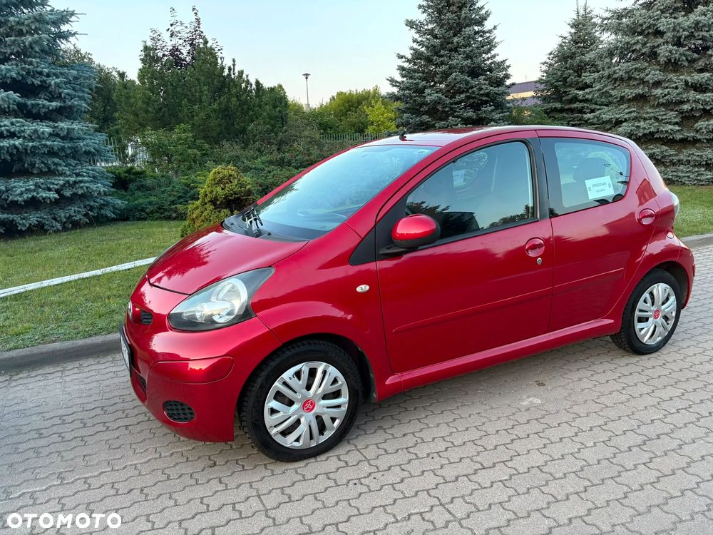Toyota Aygo City - 1
