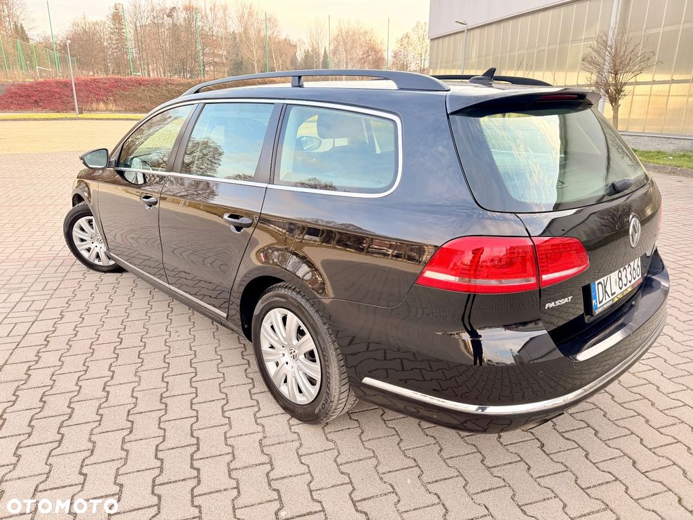 Volkswagen Passat 2.0 TDI BlueMotion Technology R-Line - 8