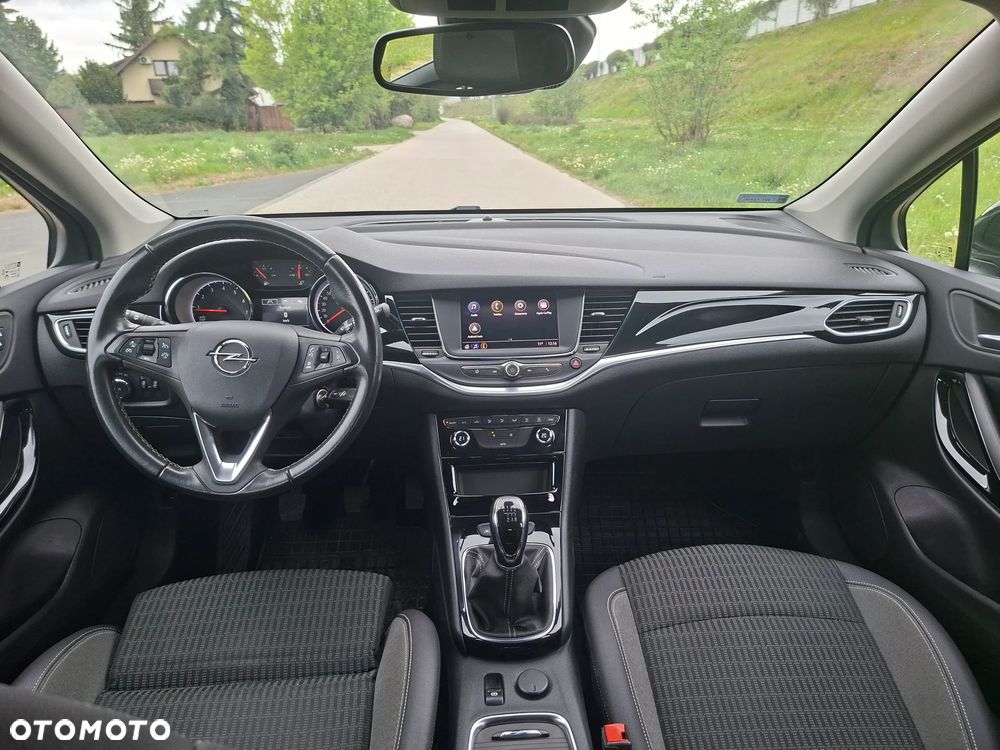 Opel Astra 1.2 T Elegance S&S - 15