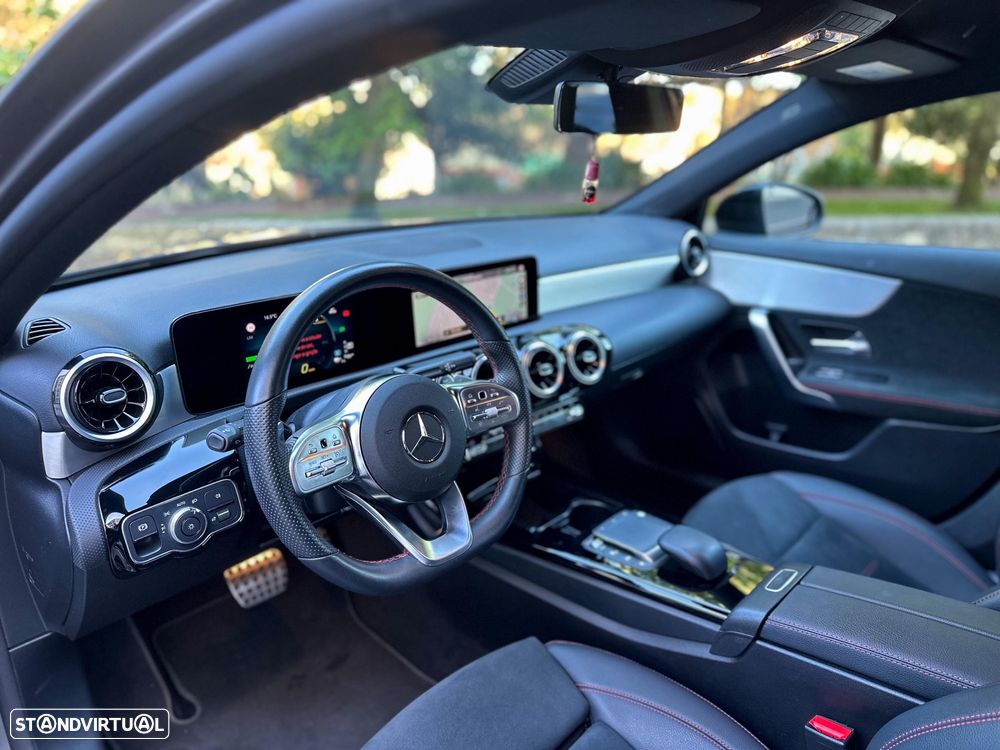 Mercedes-Benz A 250 e AMG Line - 11