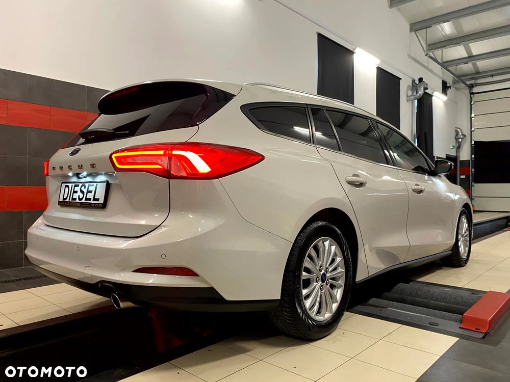 Ford Focus 2.0 EcoBlue Titanium - 14