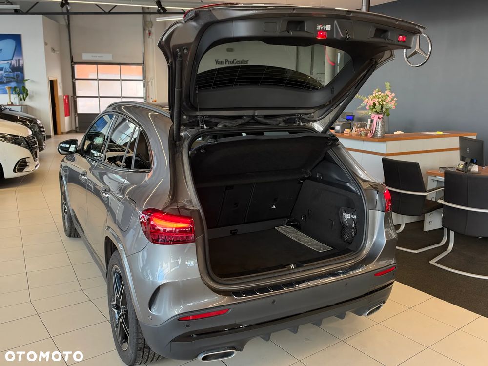 Mercedes-Benz GLA 200 mHEV AMG Line 7G-DCT - 11