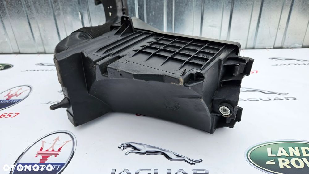 Jaguar XJ 351 3.0D Obudowa filtra powietrza z dolotem 8X23-9A673-AB 4R83-9600-AF Przepływomierz powietrza z kostką 4R8Q-12B579-AC - 11