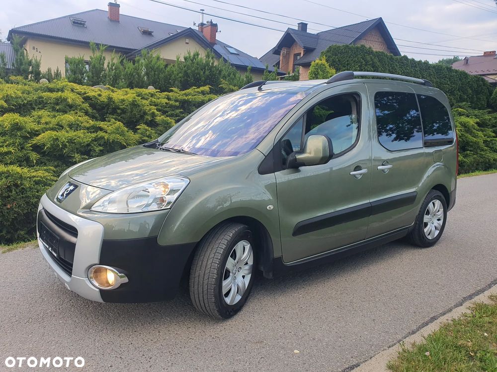 Peugeot Partner 110 Family - 10