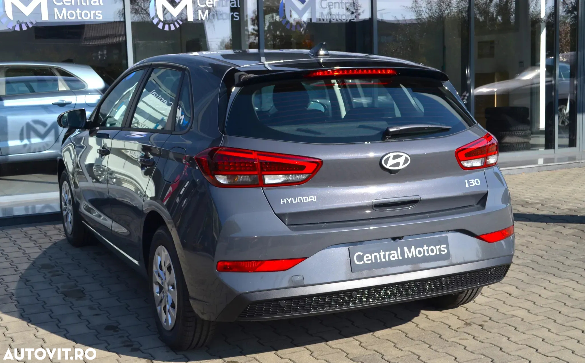 Hyundai i30 1.5 96CP M/T Comfort - 4