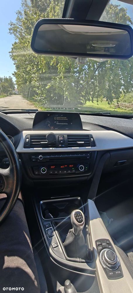 BMW Seria 3 320d - 7