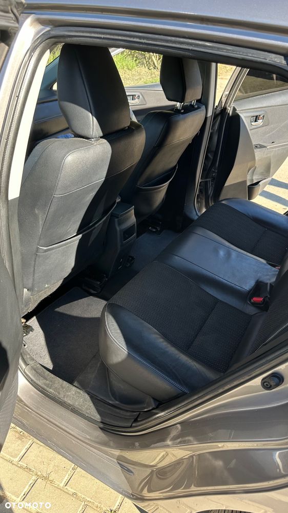 Toyota Auris 1.8 HSD Luna - 8