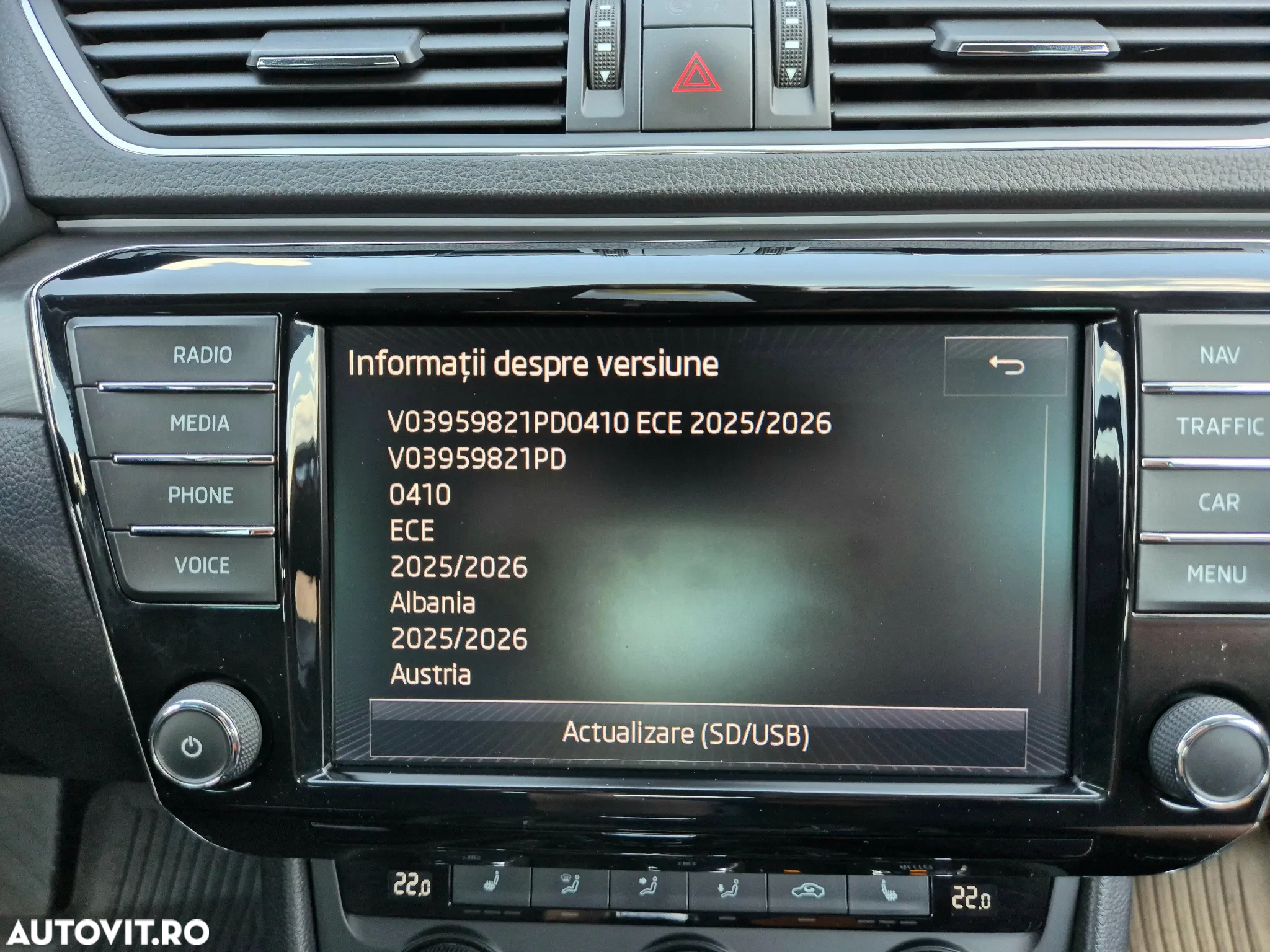 Skoda Superb 2.0 TDI DSG Style - 7
