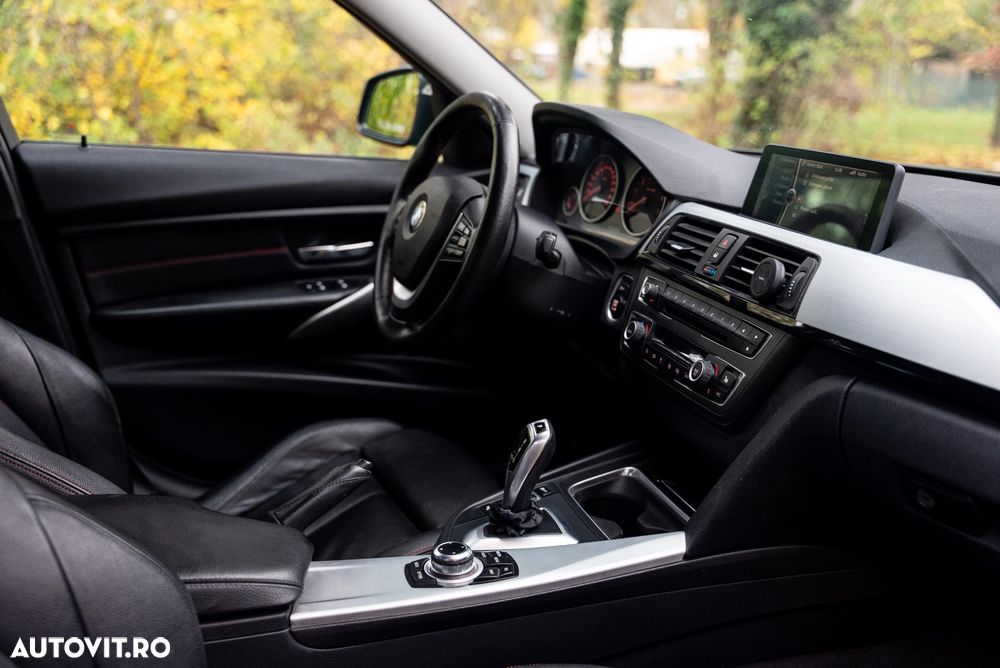 BMW Seria 3 328i Aut. Sport Line - 22