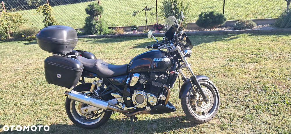 Suzuki GSX - 3