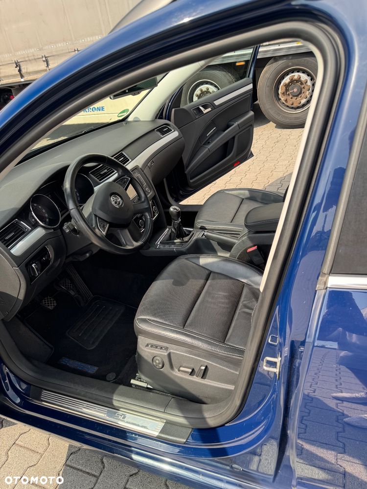 Skoda Superb 2.0 TDI Elegance - 16