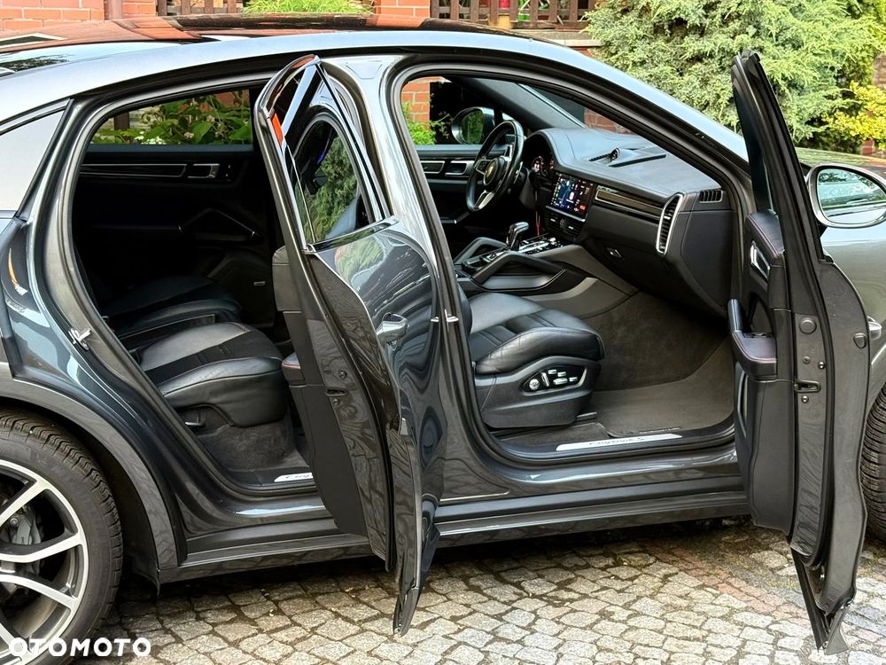 Porsche Cayenne S - 35