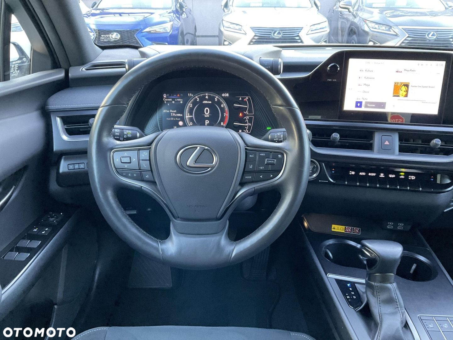 Lexus UX - 20