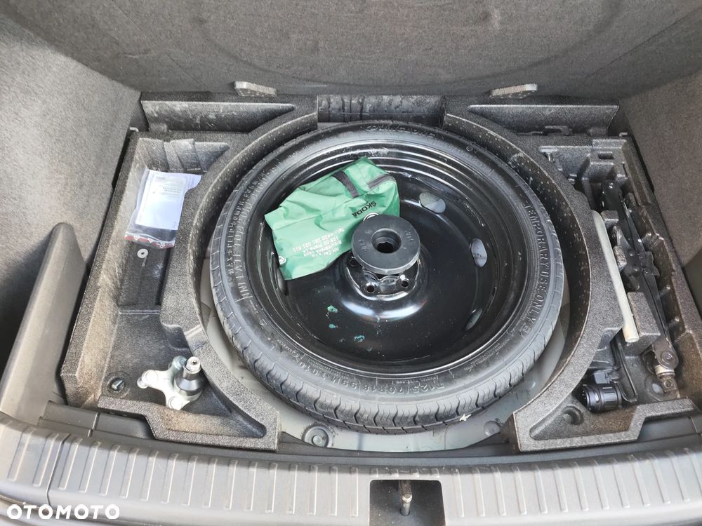Skoda Karoq 2.0 TDI 4x4 DSG Sportline - 22