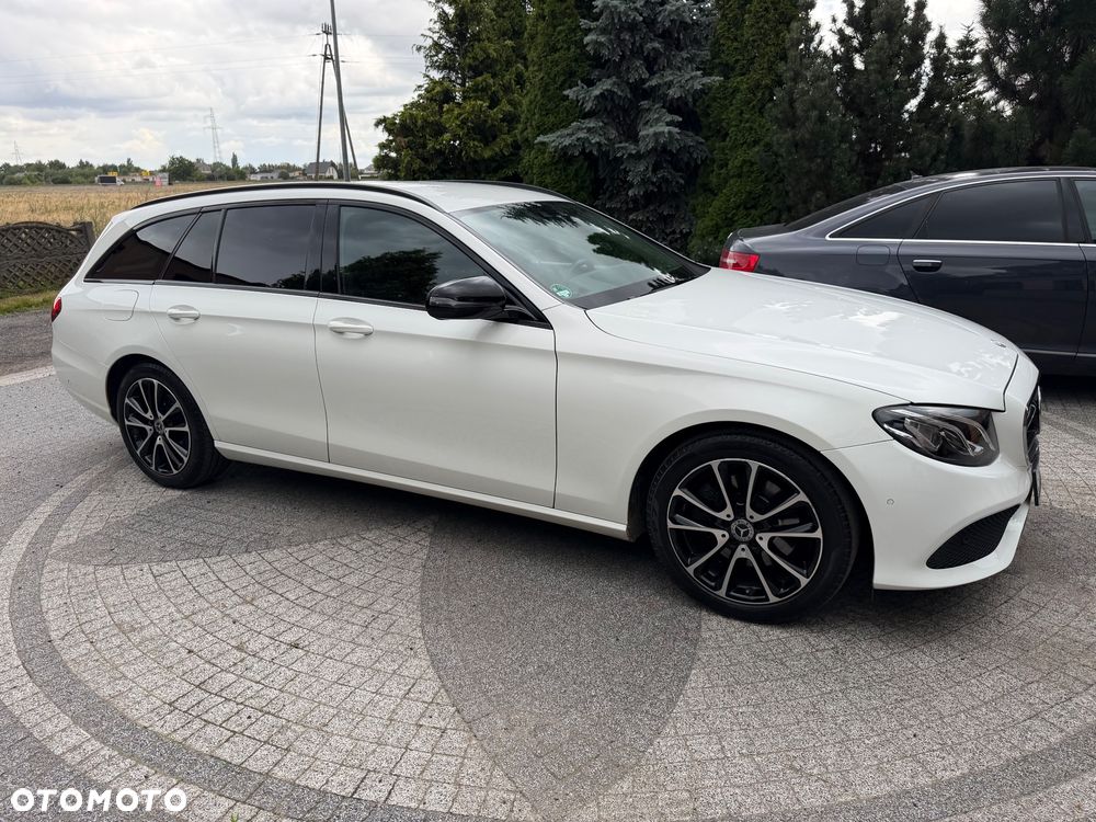 Mercedes-Benz Klasa E 220 d 9G-TRONIC - 2