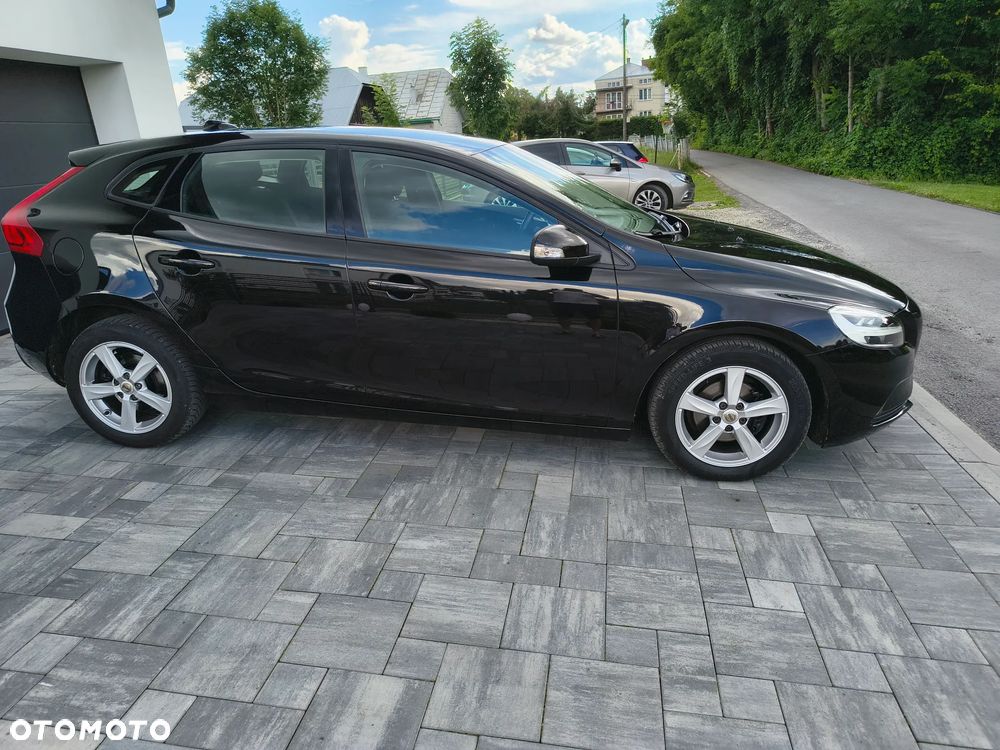 Volvo V40 D2 Momentum - 3