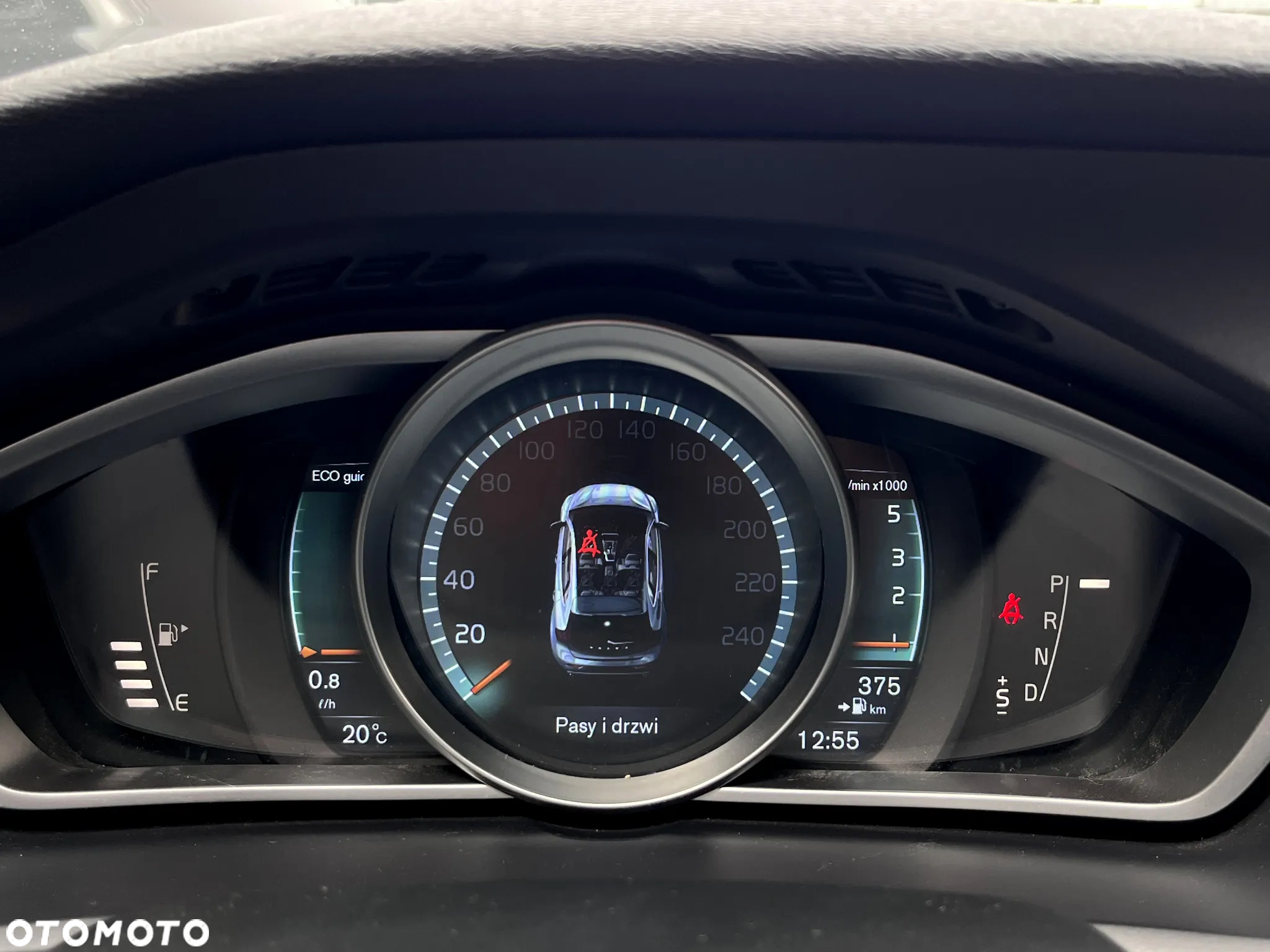 Volvo V40 D2 Momentum - 20