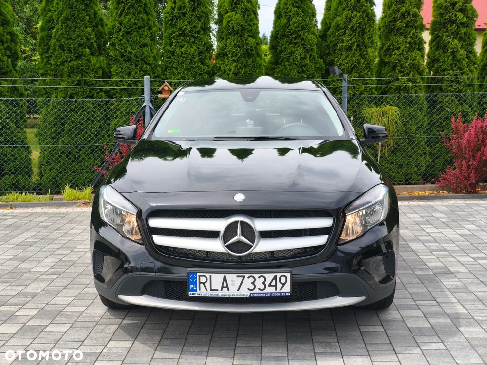 Mercedes-Benz GLA 180 StreetStyle - 13