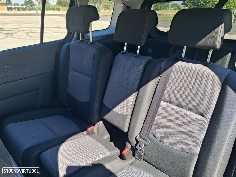 Mazda 5 MZR-CD 2.0 Sport - 13