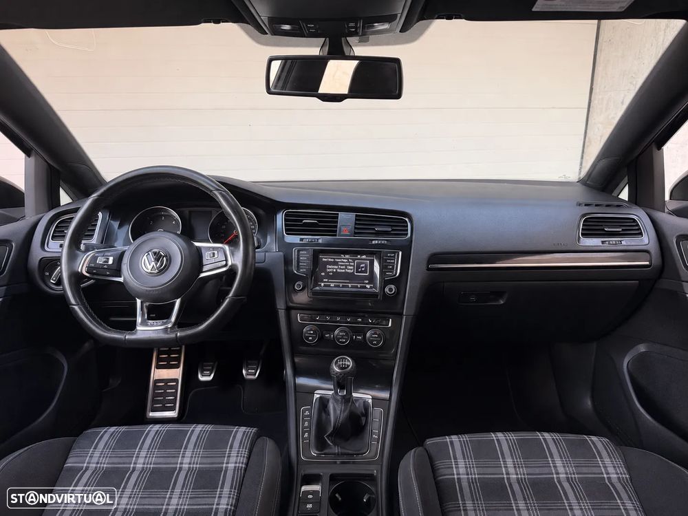 VW Golf 2.0 TDI GTD - 16