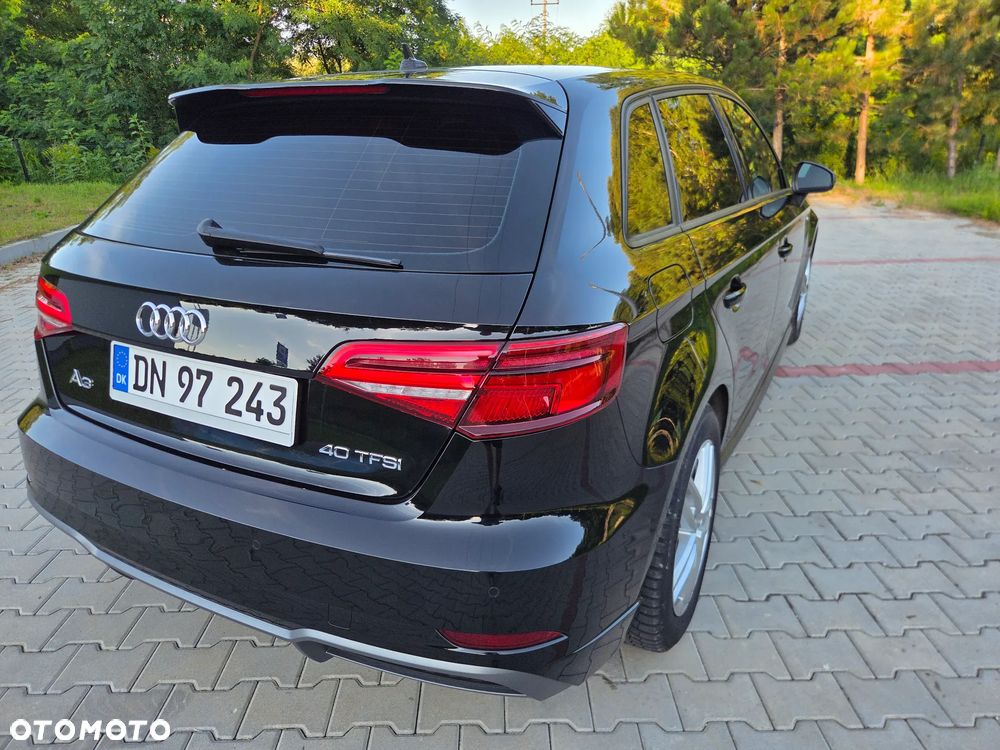 Audi A3 Sportback 40 TFSI Quattro Sport S tronic - 4