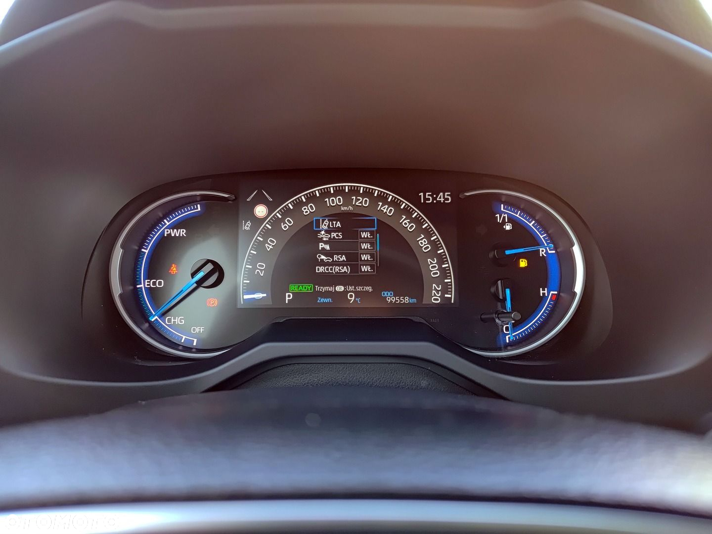 Toyota RAV4 - 12