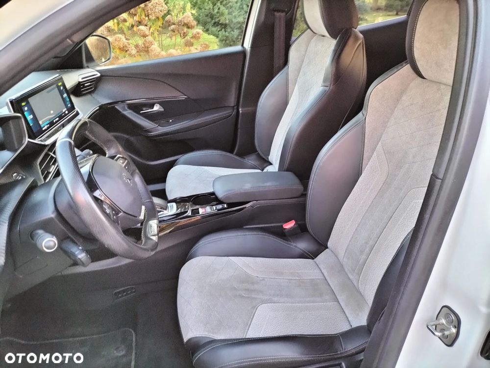 Peugeot 2008 136 GT - 14