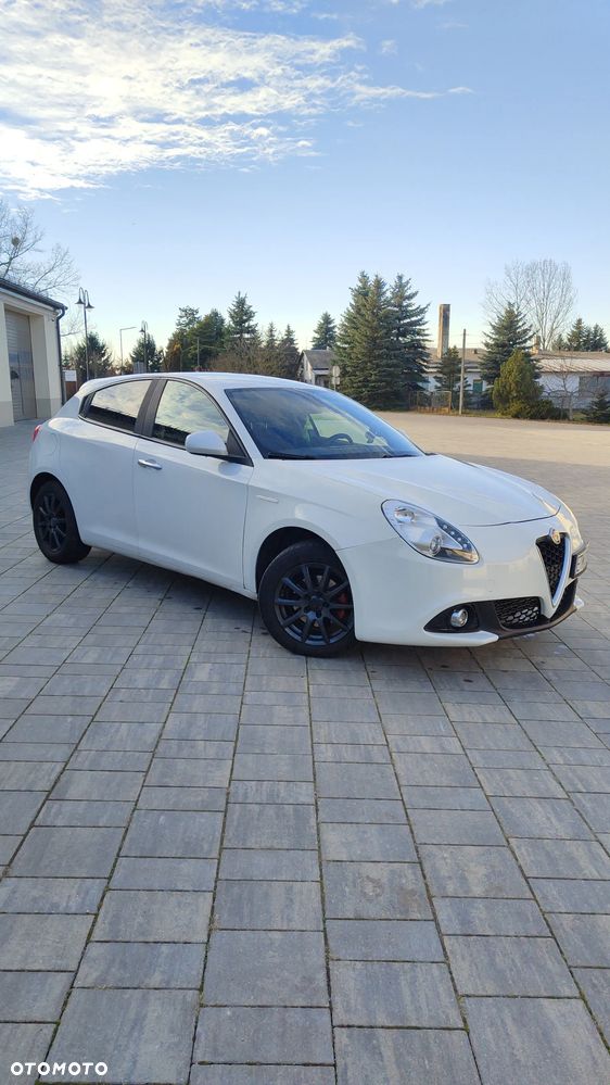 Alfa Romeo Giulietta 1.6 JTDM 16V - 6