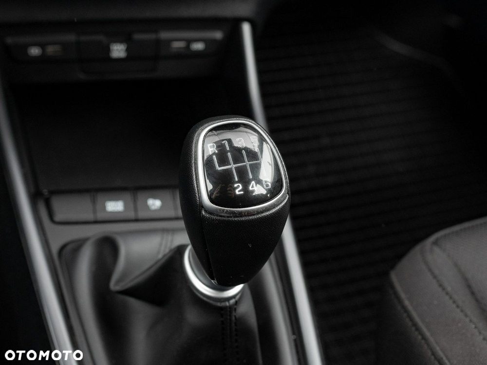 Hyundai Bayon 1.0 T-GDI Modern - 17