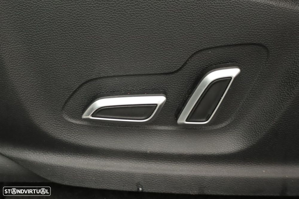 MG EHS 1.5 T-GDI Plug-in Hybrid Luxury - 22