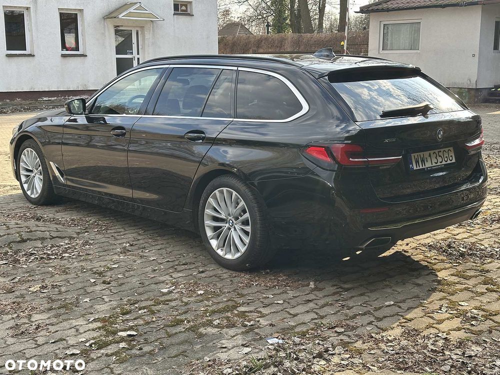 BMW Seria 5 540d xDrive Luxury Line - 9