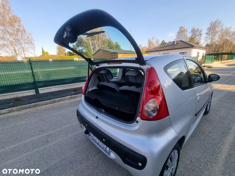 Peugeot 107 1.0 Happy - 13