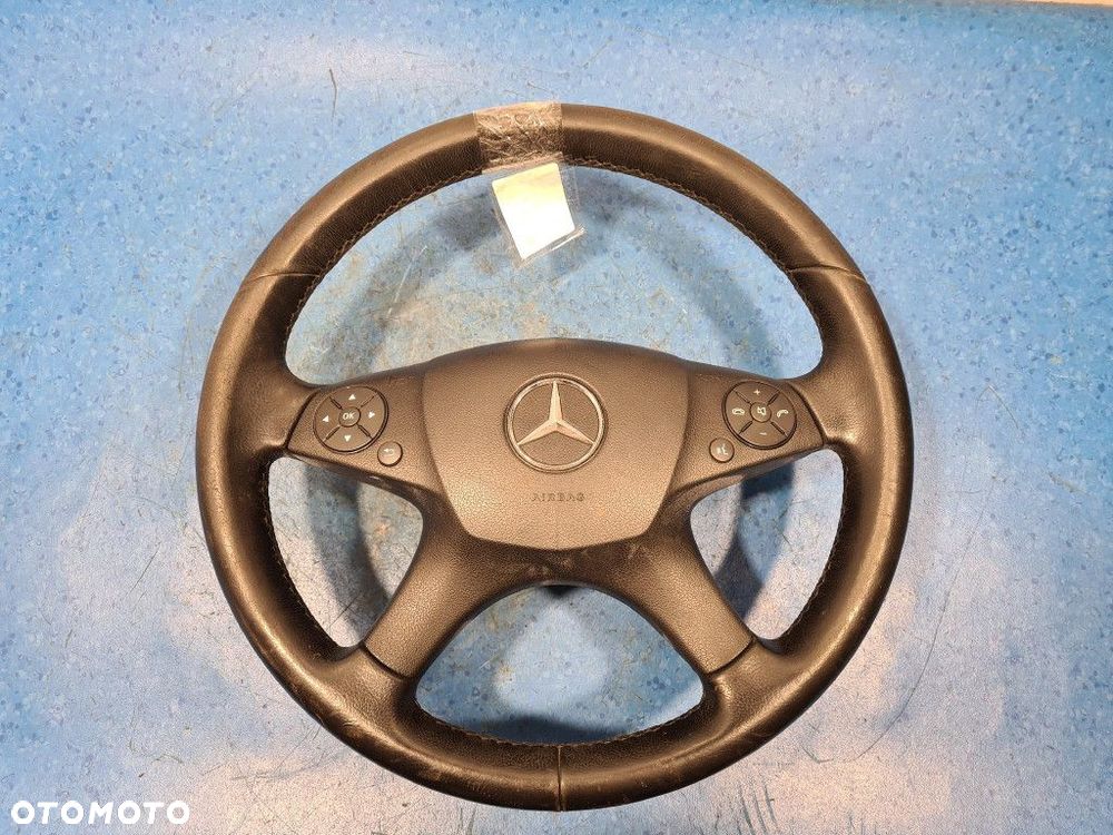 MERCEDES C 200 CDI W204 KIEROWNICA MULTIFUNKCYJNA - 1