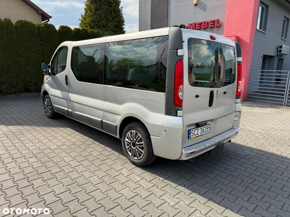 Opel Vivaro L2H1 2.9t - 4