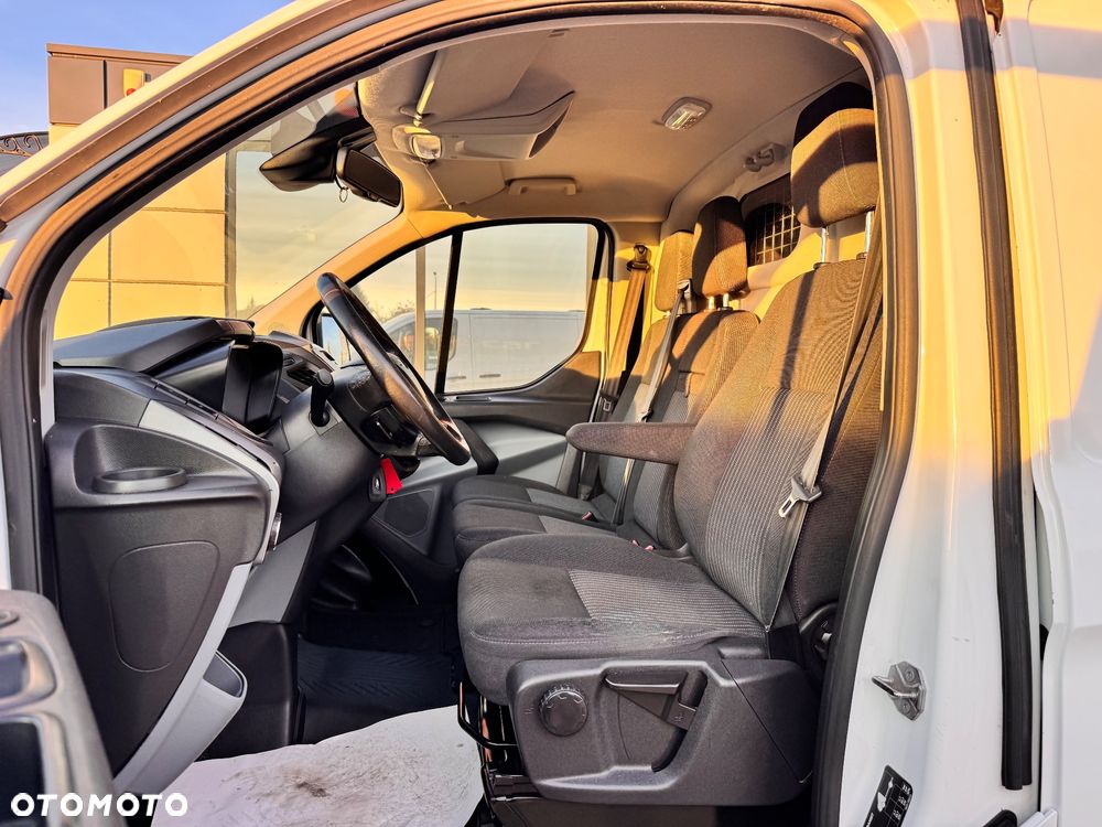 Ford TRANSIT  CUSTOM - 19
