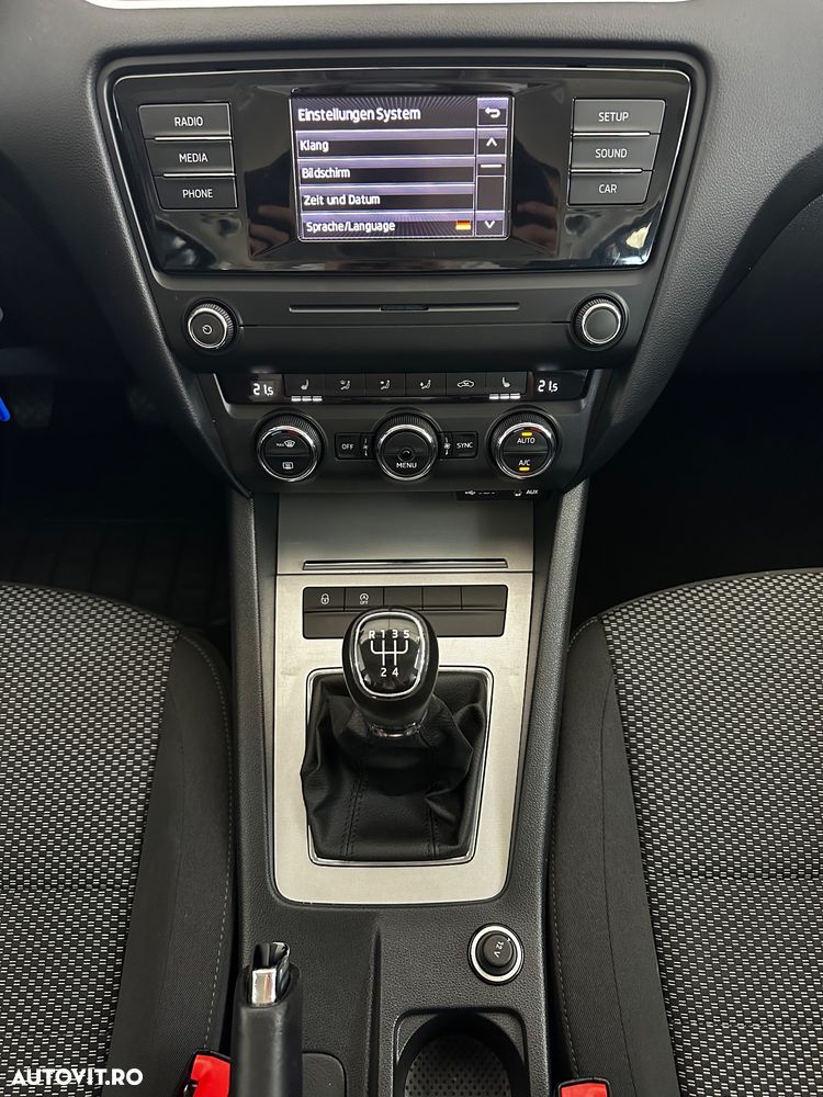 Skoda Octavia 1.6 TDI (Green tec) Style - 31