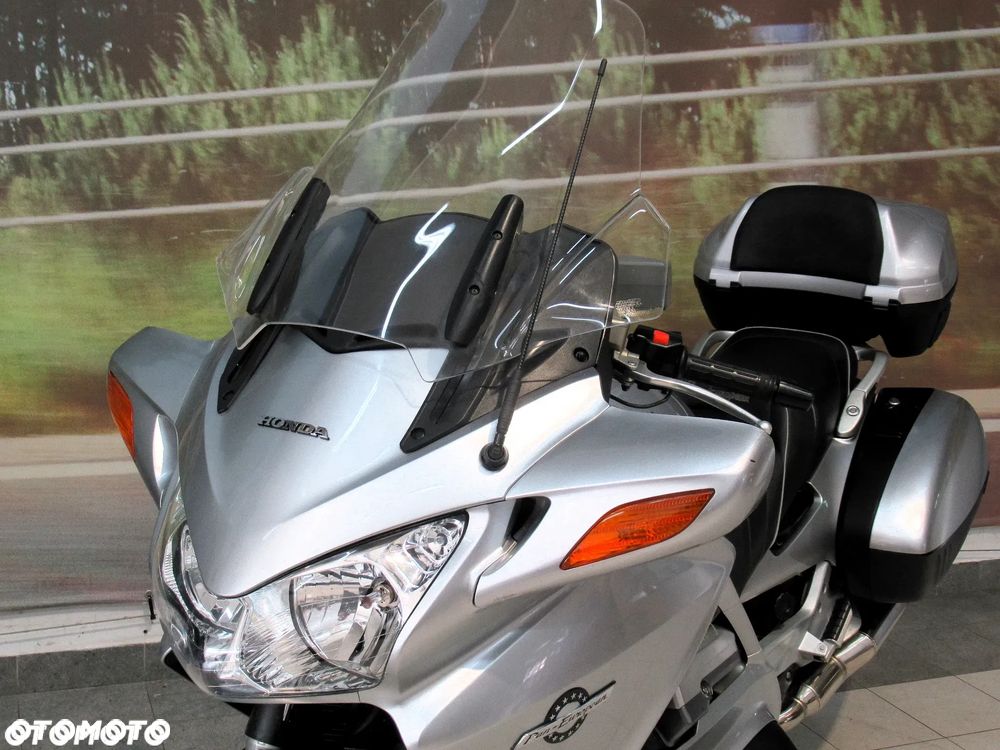 Honda ST - 3