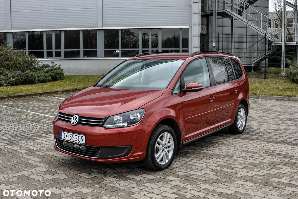 Volkswagen Touran - 1