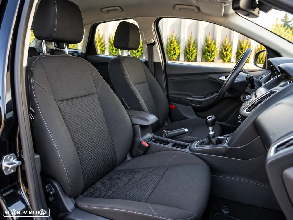 Ford Focus - 10