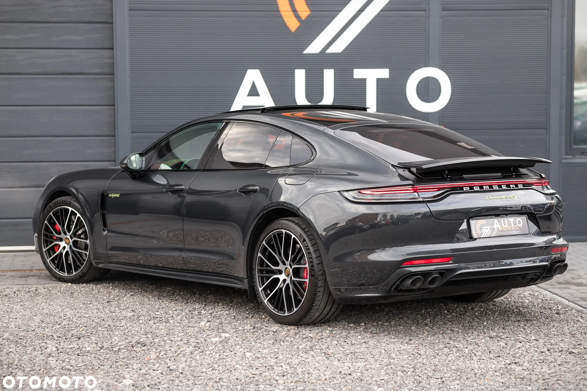 Porsche Panamera 4S Executive - 11