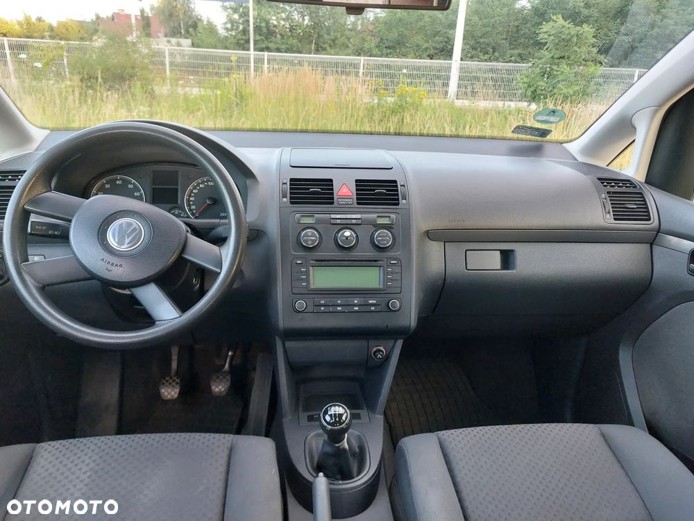 Volkswagen Touran 1.6 Basis - 13