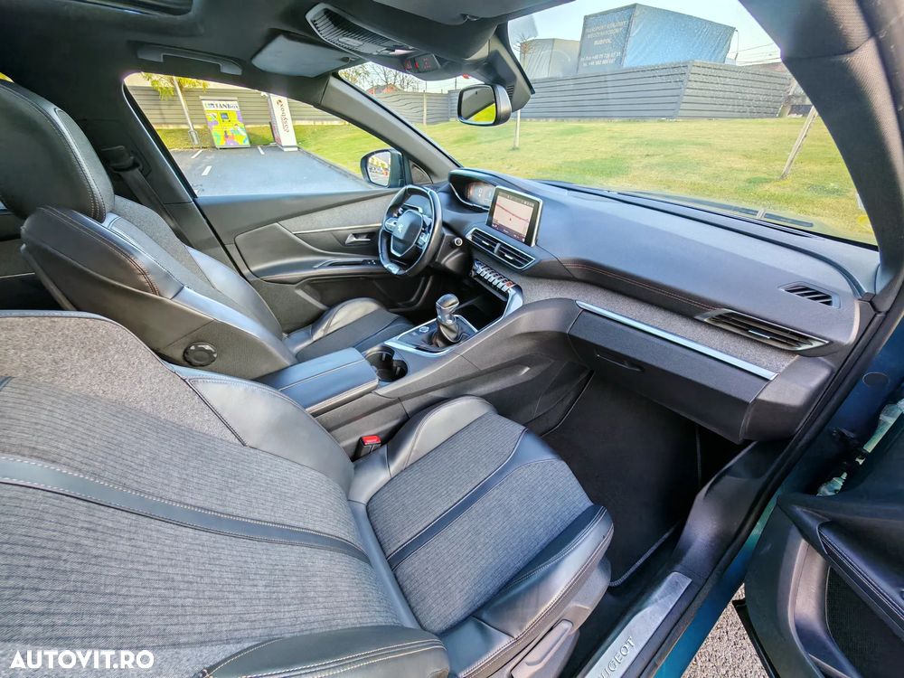 Peugeot 5008 HDI 150 Allure - 9