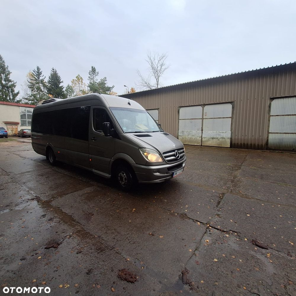 Mercedes-Benz Sprinter - 10