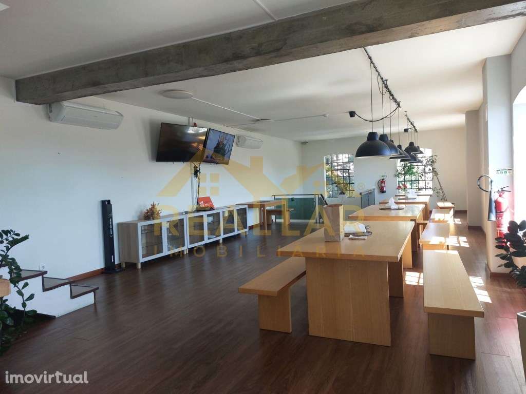 Escritório com 1.050m2 junto ao metro em Vila do Conde - Grande imagem: 5/25