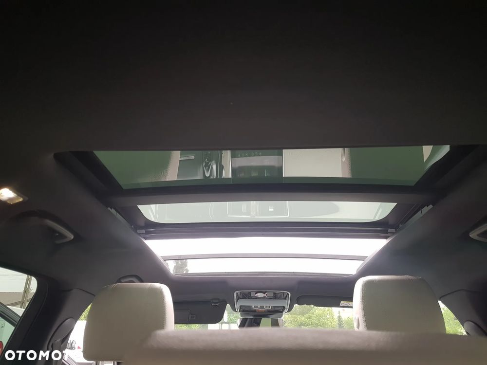 Land Rover Range Rover Velar 2.0 SD4 R-Dynamic SE - 26