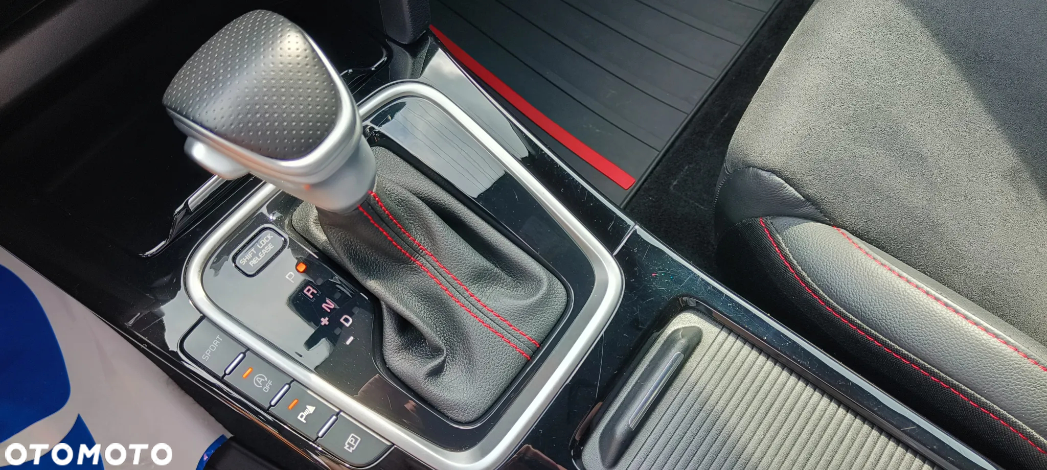 Kia ProCeed 1.6 T-GDI GT DCT - 20
