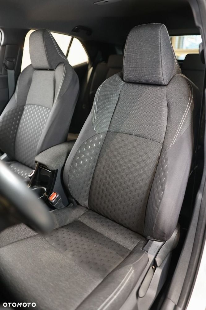 Toyota Corolla - 10